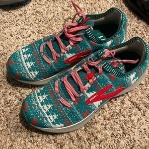 Brooks Running Christmas Levitate 2